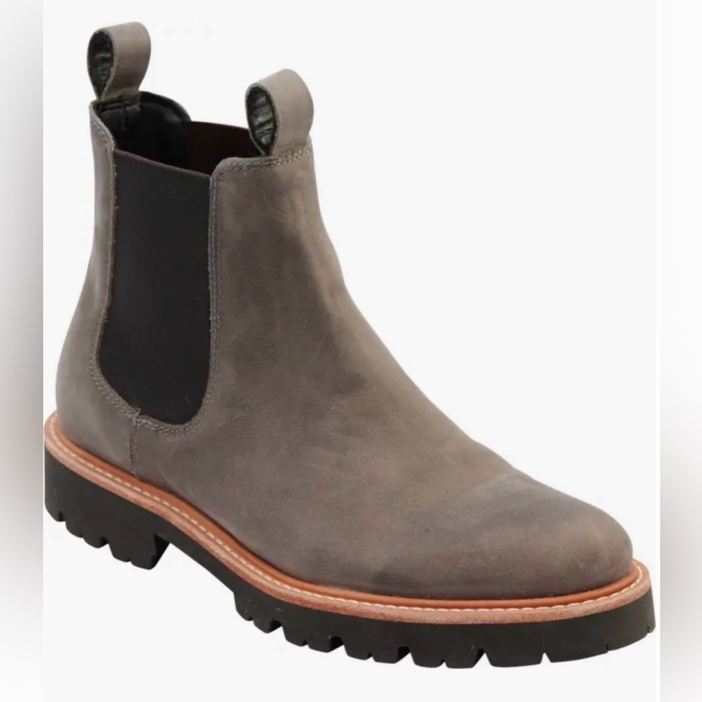 Nisolo Go-To Lug Chelsea Boot in grey gray 6.5